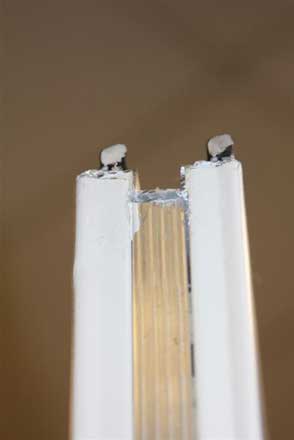 The 1700-Series doors have a dual contact door sweep for reduced heat gain/loss. The 1700-Series doors have a dual contact door sweep for reduced heat gain/loss.