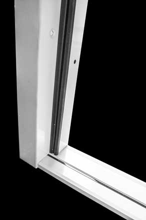 With dual contact weatherstrip and a thermally broken threshold, the 2005/2006TB & TBSF are ideal for weathersealing.