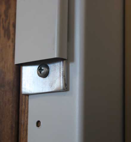 2007-Series doors offer optional casing kits for adjustable jamb components. 2007-Series doors offer optional casing kits for adjustable jamb components.